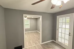 49 Willys St, East Hartford, CT 06118 - Photo 5