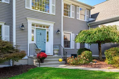 10 Wedgewood Court, Newtown, CT 06470 - Photo 3