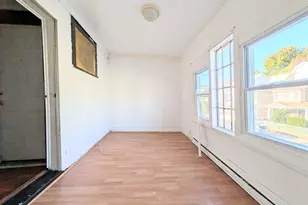 133 Poplar St, Bridgeport, CT 06605 - Photo 33