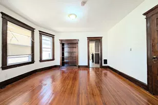 133 Poplar St, Bridgeport, CT 06605 - Photo 9