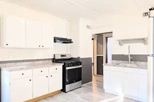 133 Poplar St, Bridgeport, CT 06605 - Photo 23