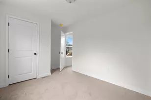 55 Sugar St, Newtown, CT 06470 - Photo 11
