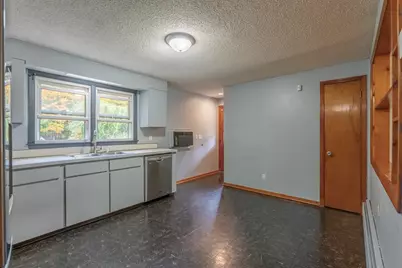 584 Gracey Avenue, Meriden, CT 06451 - Photo 7