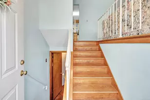 22 Mountain Top Ln, New Haven, CT 06513 - Photo 11