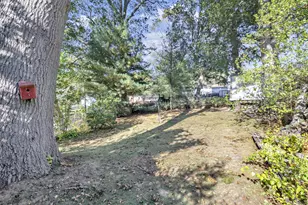22 Mountain Top Ln, New Haven, CT 06513 - Photo 7