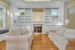 64 Boston St, Guilford, CT 06437 - Photo 17