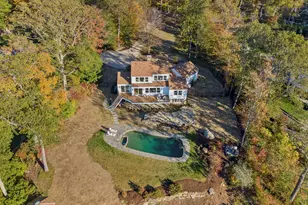 71 Peaceable Ridge Rd, Ridgefield, CT 06877 - Photo 5