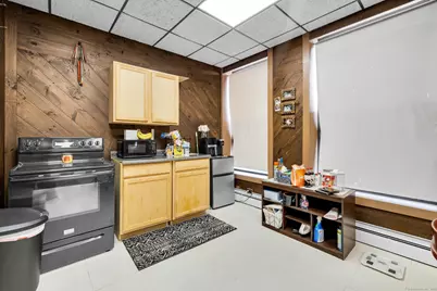 73 East Main Street, Torrington, CT 06790 - Photo 25