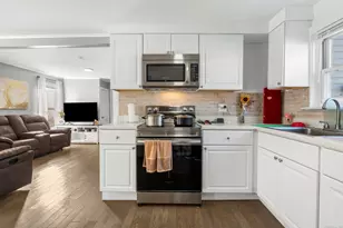 126 Heath St, Hartford, CT 06106 - Photo 7