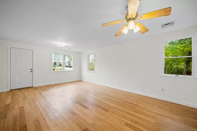 51 Clover Street, Waterbury, CT 06706 - Photo 5