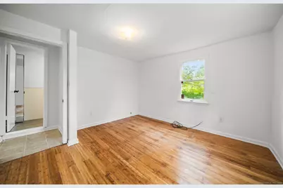 51 Clover Street, Waterbury, CT 06706 - Photo 15