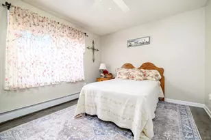 10 Hoinski Way, Ansonia, CT 06401 - Photo 5