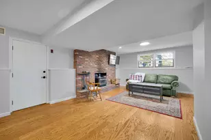 54 Coachlamp Ln, Guilford, CT 06437 - Photo 23