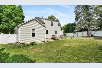 1371 Old North Colony Road, Meriden, CT 06450 - Photo 35