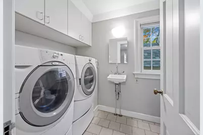 175 Tokeneke Drive, North Haven, CT 06473 - Photo 21