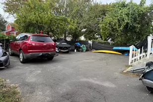 643 Newfield Ave, Bridgeport, CT 06607 - Photo 7