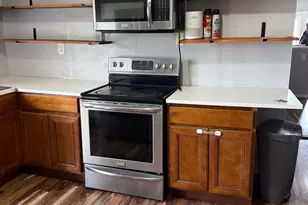 643 Newfield Ave, Bridgeport, CT 06607 - Photo 15