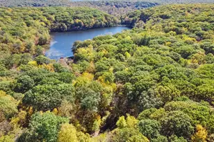 2 Coburn Rd W, Sherman, CT 06784 - Photo 5