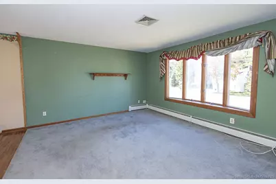 10 Terra Road, Plainville, CT 06062 - Photo 9