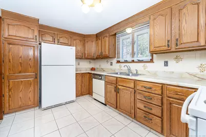 101 Collier Road, Wethersfield, CT 06109 - Photo 13