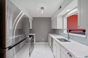 81 Main St, Branford, CT 06405 - Photo 15