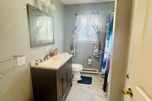 30 Woodglen Dr, Waterbury, CT 06705 - Photo 9