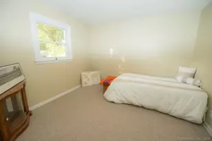 51 Waller Rd, Bridgeport, CT 06606 - Photo 9