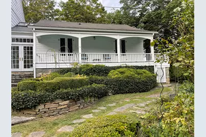 856 Boston Post Road 856 Boston Post Road Road #Apt 1, Madison, CT 06443 - Photo 1