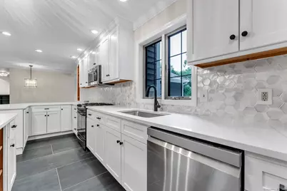 92 Shafer Road, New Hartford, CT 06057 - Photo 5