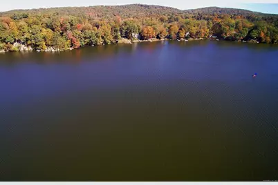 213 Mamanasco Road, Ridgefield, CT 06877 - Photo 3