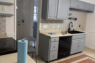 5 Roosevelt St, Hamden, CT 06514 - Photo 9