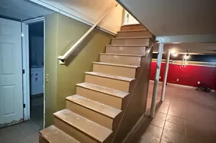 5 Roosevelt St, Hamden, CT 06514 - Photo 33