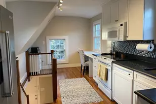 4 Sycamore Ln, West Hartford, CT 06117 - Photo 5