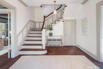 71 Saint Johns Place, New Canaan, CT 06840 - Photo 5