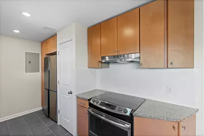 466 Middletown Avenue #APT 8, New Haven, CT 06513 - Photo 11