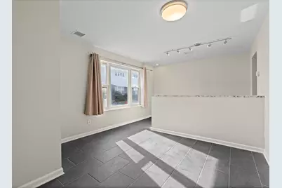 466 Middletown Avenue #APT 8, New Haven, CT 06513 - Photo 5