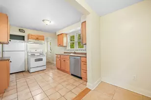 14 Gisella Rd, Trumbull, CT 06611 - Photo 11