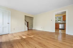 14 Gisella Rd, Trumbull, CT 06611 - Photo 7