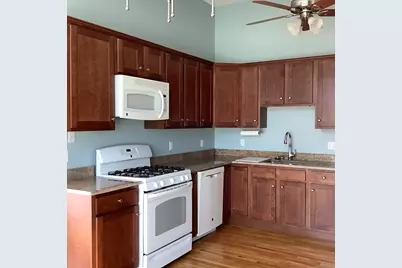 34 Woodsboro Circle #34, Cromwell, CT 06416 - Photo 9