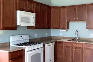 34 Woodsboro Cir, Cromwell, CT 06416 - Photo 9