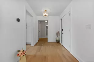 488 Commanche Ln, Stratford, CT 06614 - Photo 3