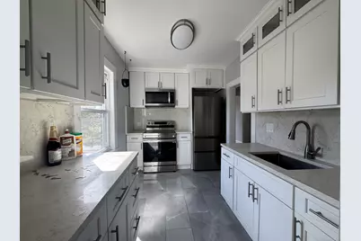 677 Boston Avenue, Bridgeport, CT 06610 - Photo 11