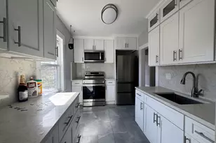 677 Boston Ave, Bridgeport, CT 06610 - Photo 11