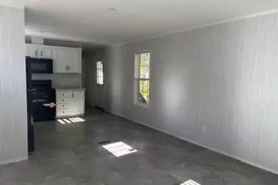 6 Violette Rd, Newtown, CT 06470 - Photo 3