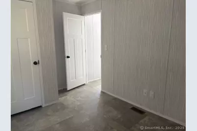 6 Violette Road, Newtown, CT 06470 - Photo 5