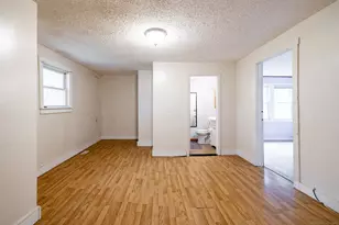 22 Lakeview St, East Hampton, CT 06424 - Photo 3