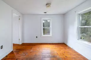 22 Lakeview St, East Hampton, CT 06424 - Photo 21