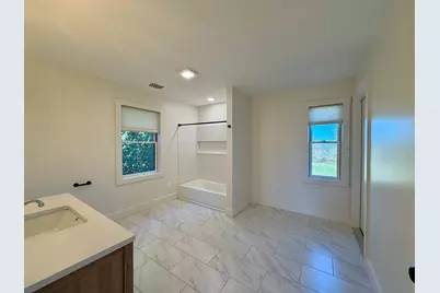 200 North Main Street, East Granby, CT 06026 - Photo 23