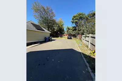 498 Hawley Avenue #2, Bridgeport, CT 06606 - Photo 15