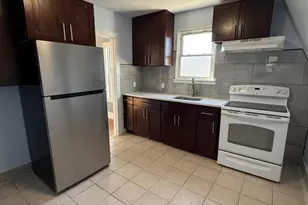 498 Hawley Ave, Bridgeport, CT 06606 - Photo 5